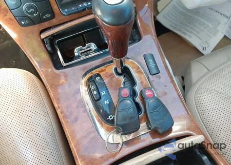 2006 Mercedes-Benz Cl 500 z USA, uszkodzony, nr VIN WDBPJ75J36A047529